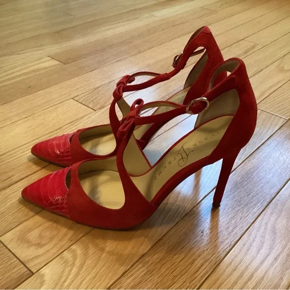 Red Leather Shoes, Pointy toe, bow, adjustable strap, size 6, fits like 6.5-7 - Picture 7 of 14